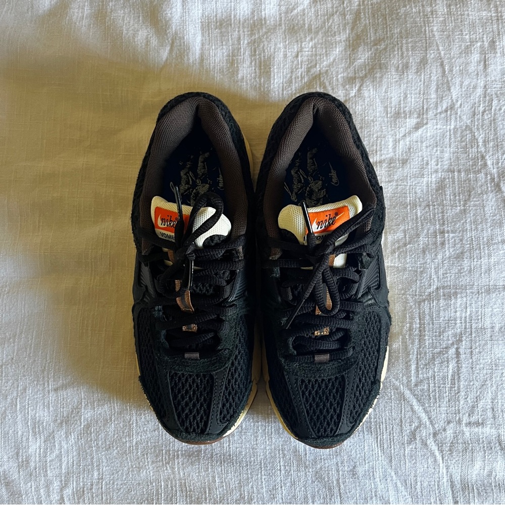 Nike Vomero 5 “Black Sesame”